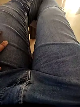 SplitPrestige19's cam snapshot