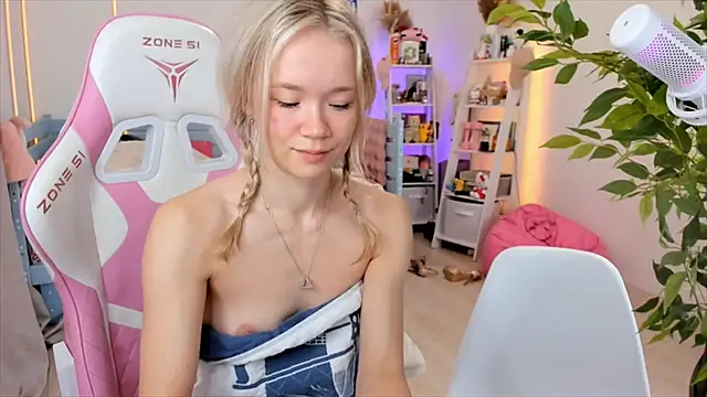 Lily_Young live sex cam