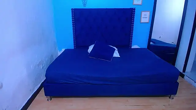 goldenn_ass1 live sex cam