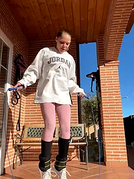 Wildmaca live sex cam