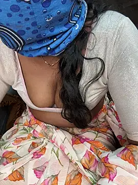 Chn_x_cbe live sex cam