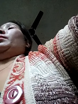 Reema_143 live sex cam