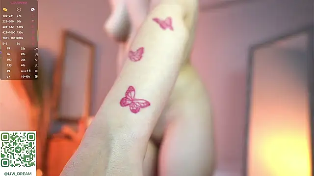 VernitaFiscalini live sex cam