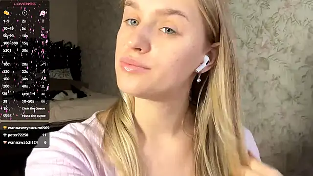 ElisabetLorney live sex cam