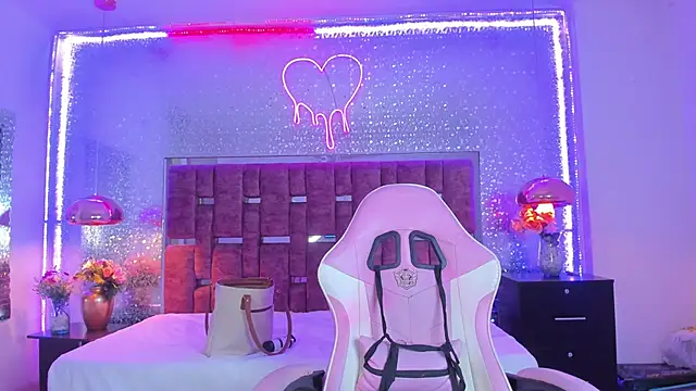 KylieVictoria live sex cam