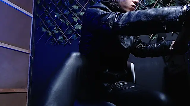 Dicaprioo_ live sex cam