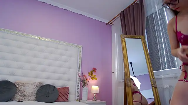 Lenna_Paul live sex cam