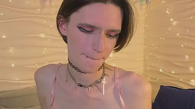 madi_snow live sex cam