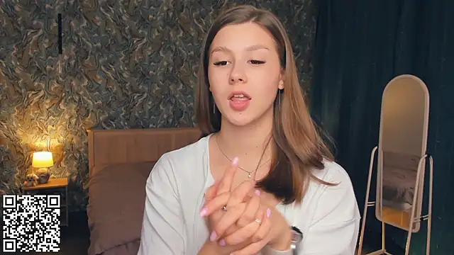 MondoNeko live sex cam