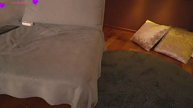 JustinneJade live sex cam