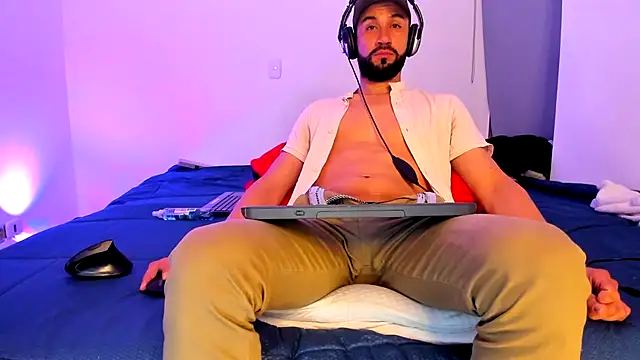 alessandro_wye live sex cam