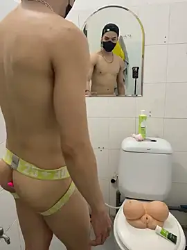 anhkiet_huang live sex cam