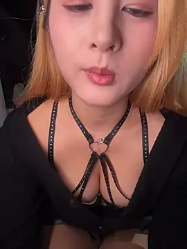 yuki_june live sex cam