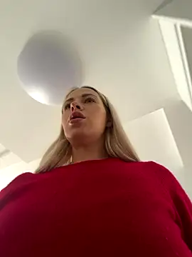 streetdoll live sex cam