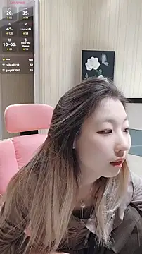 Deserve_E live sex cam