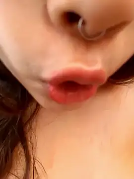 Cute_Riddhi live sex cam