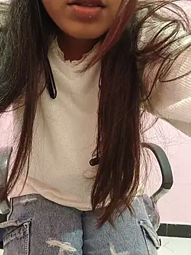 Iamyourdarling live sex cam