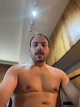 Adventurehotman live sex cam