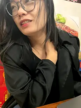 Bella0815 live sex cam