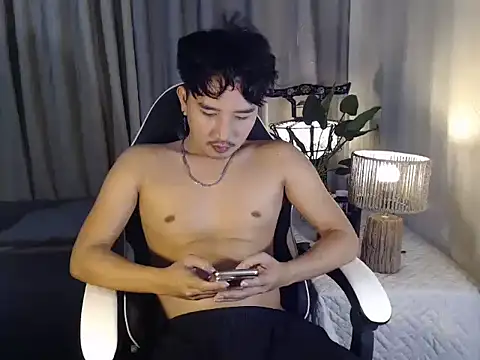 _bigcock_charles live sex cam