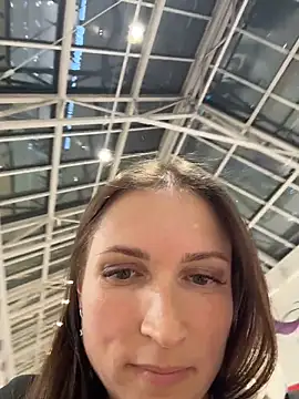 ZaraHill live sex cam