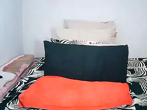 CreamBum1xx live sex cam