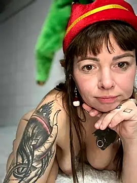 NaughtyFknVeteran live sex cam