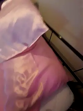 AsStraightAsARuler live sex cam