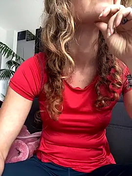 AnnikaRose live sex cam