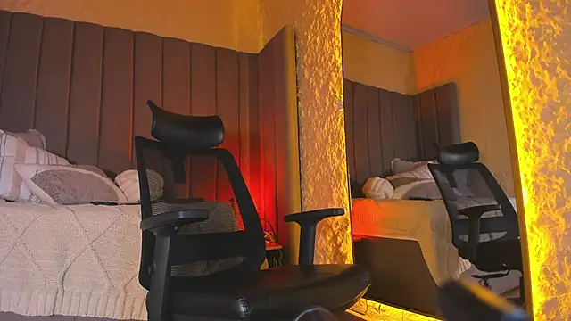 Benjamin_More live sex cam