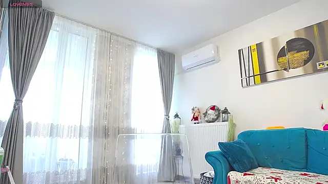 ScarletTemptations live sex cam