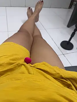 Mores1_Squirt live sex cam