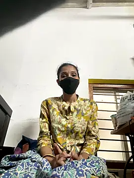 sweetreddy-02's cam snapshot