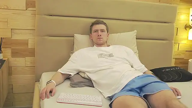 EthanPinkman's cam snapshot