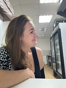 VaryaRose's cam snapshot