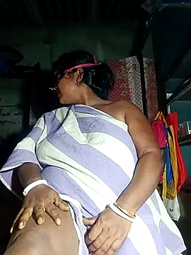 Nude-Priya2's cam snapshot