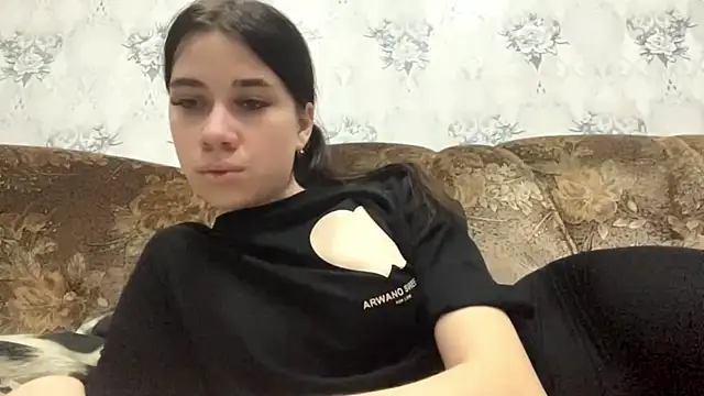 DebbiGoodknight's cam snapshot