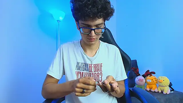 TylerWhite_ live sex cam