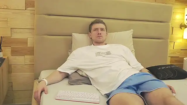 EthanPinkman's cam snapshot