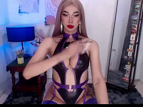 SexyhotasianKendra live sex cam