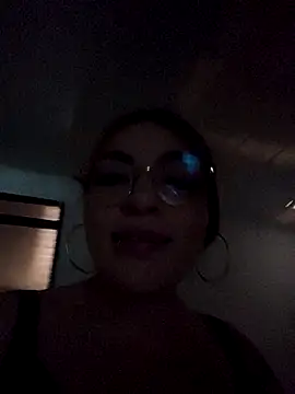 mila_curvy's cam snapshot