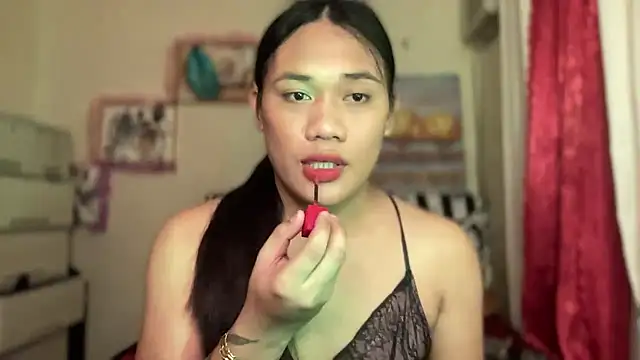 untouchable_mia's cam snapshot