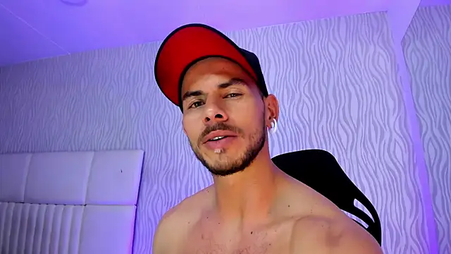 dylan_jacobx's cam snapshot