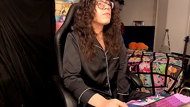 ShinyCherub live sex cam