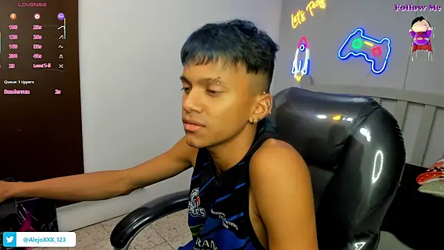 loistwink_ live sex cam