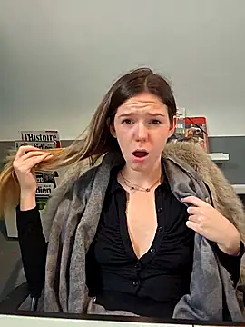 lucie_mehott live sex cam