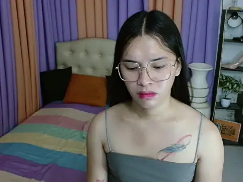 SeductiveAppleTS live sex cam