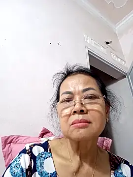 Hotestlove live sex cam