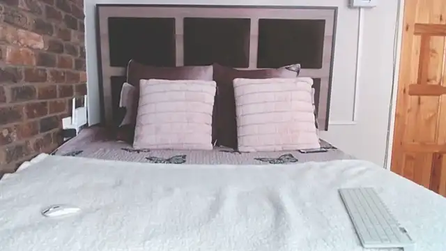 Wettitiesxxx live sex cam