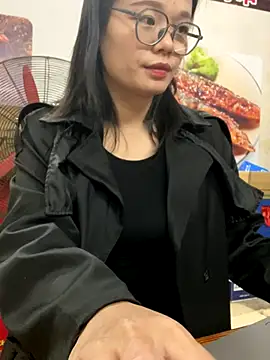 Bella0815 live sex cam